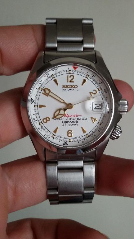 Seiko red alpinist for sale cheap