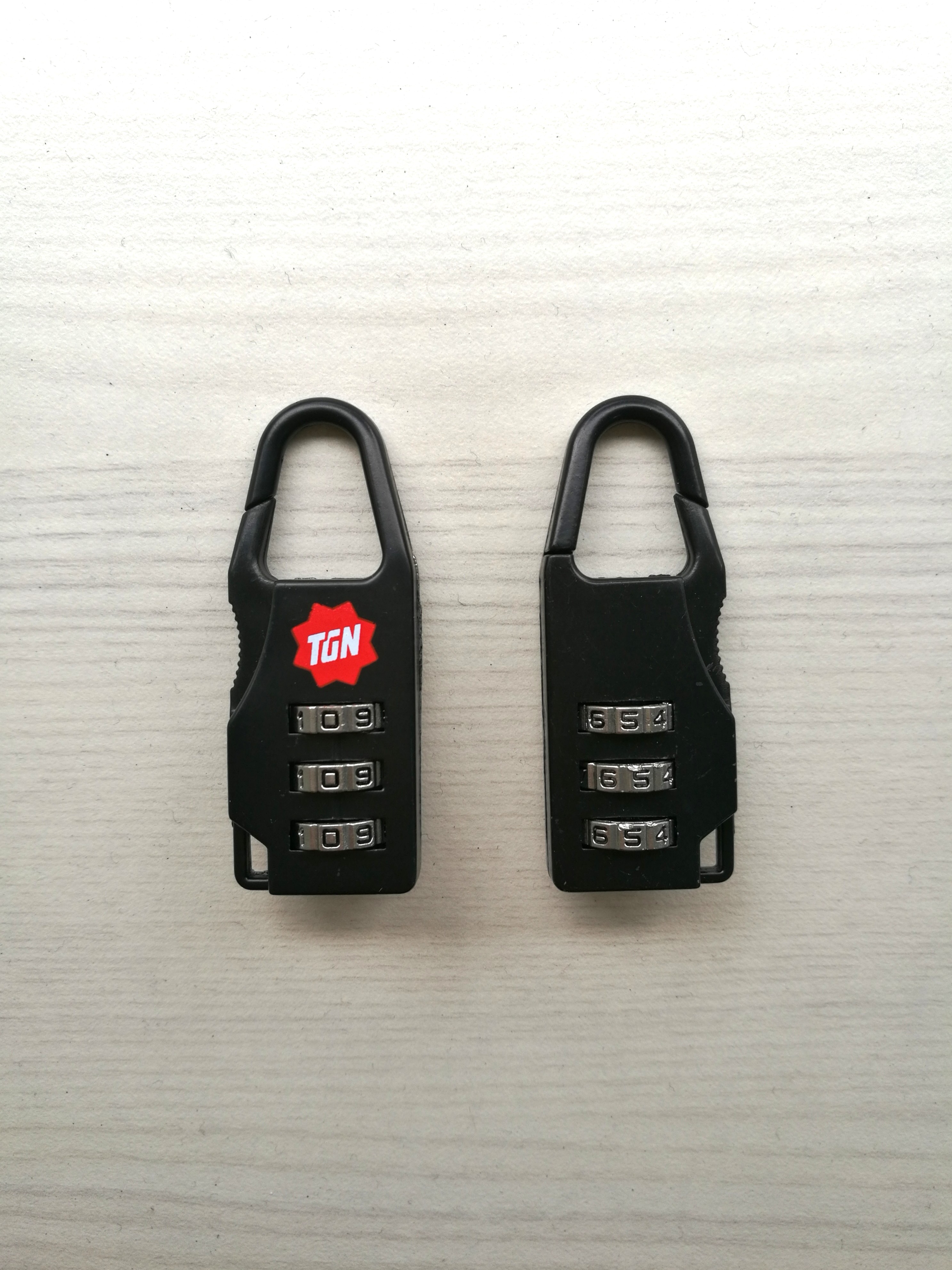 Tigernu Anti theft Backpack Luggage Password Lock Luxury