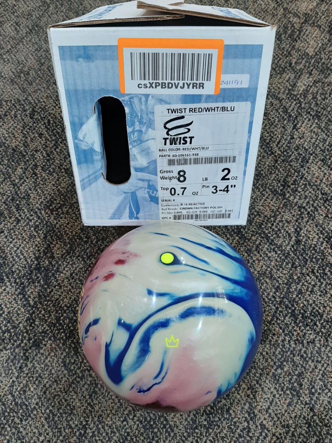 Twist 8lbs Red/white/blue bowling ball, Sports Equipment, Sports & Games, Billiards & Bowling on