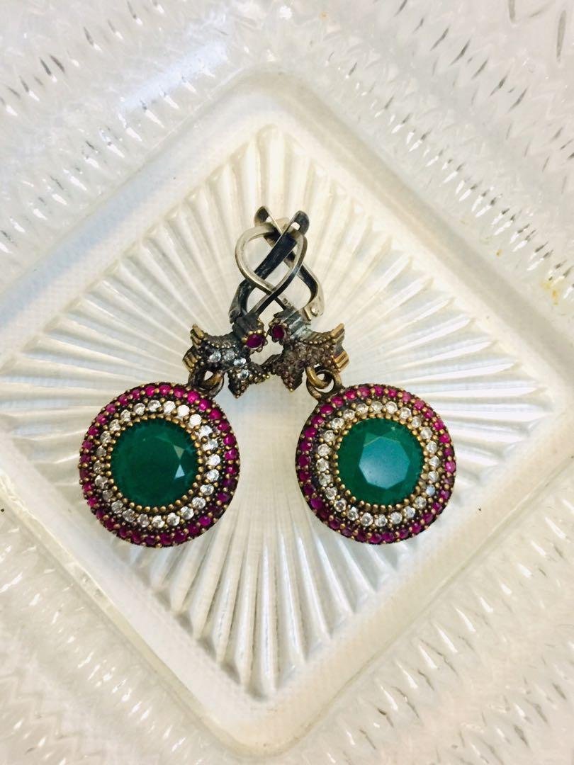 Vintage Turkish Jewelry Set (Category: Precious Stones) located in Tanza. Submitted by pandoro (Listing ID 279835491, Image 2). Description: Vintage Turkish Jewelry Set Material: Sterling Silver/Bronze/Cubic Zirconia/ Crystal(Emerald&Ruby) Hallmark: 92.5 Sterling Silver Stamp Inclusion: Necklace/Earring/Ring Bought from abroad. Free Shipping!!! Price is firm. 09654162855 Call/Txt/SMS.