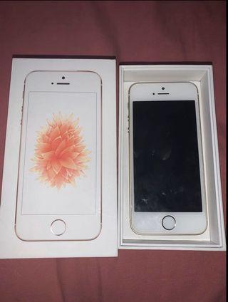 Gold iPhone SE (16 GB, unlocked)
