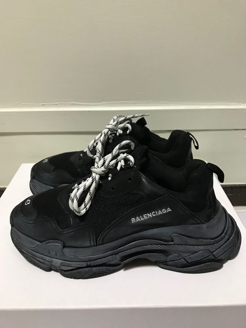 Triple s black distressed clearance