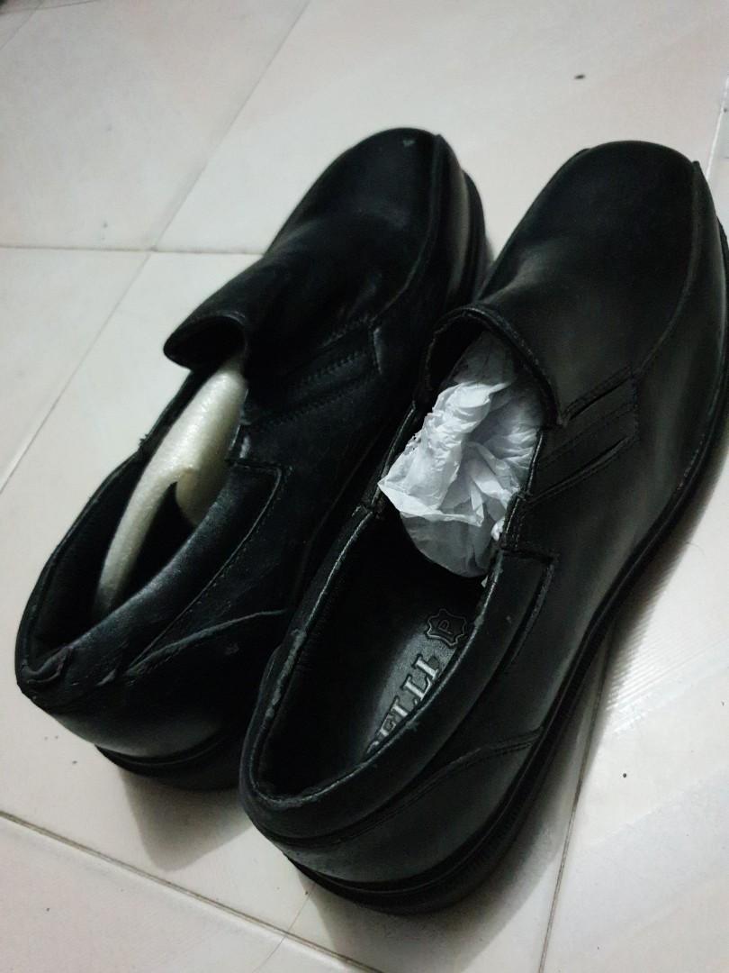 black leather working shoes