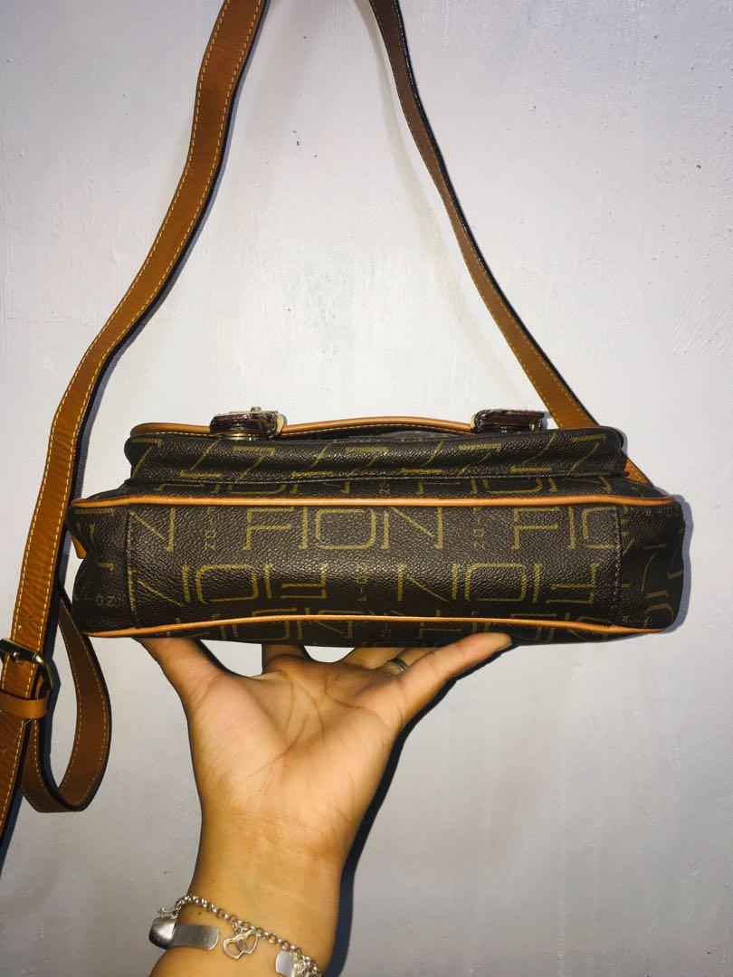 Fion sling best sale bag price