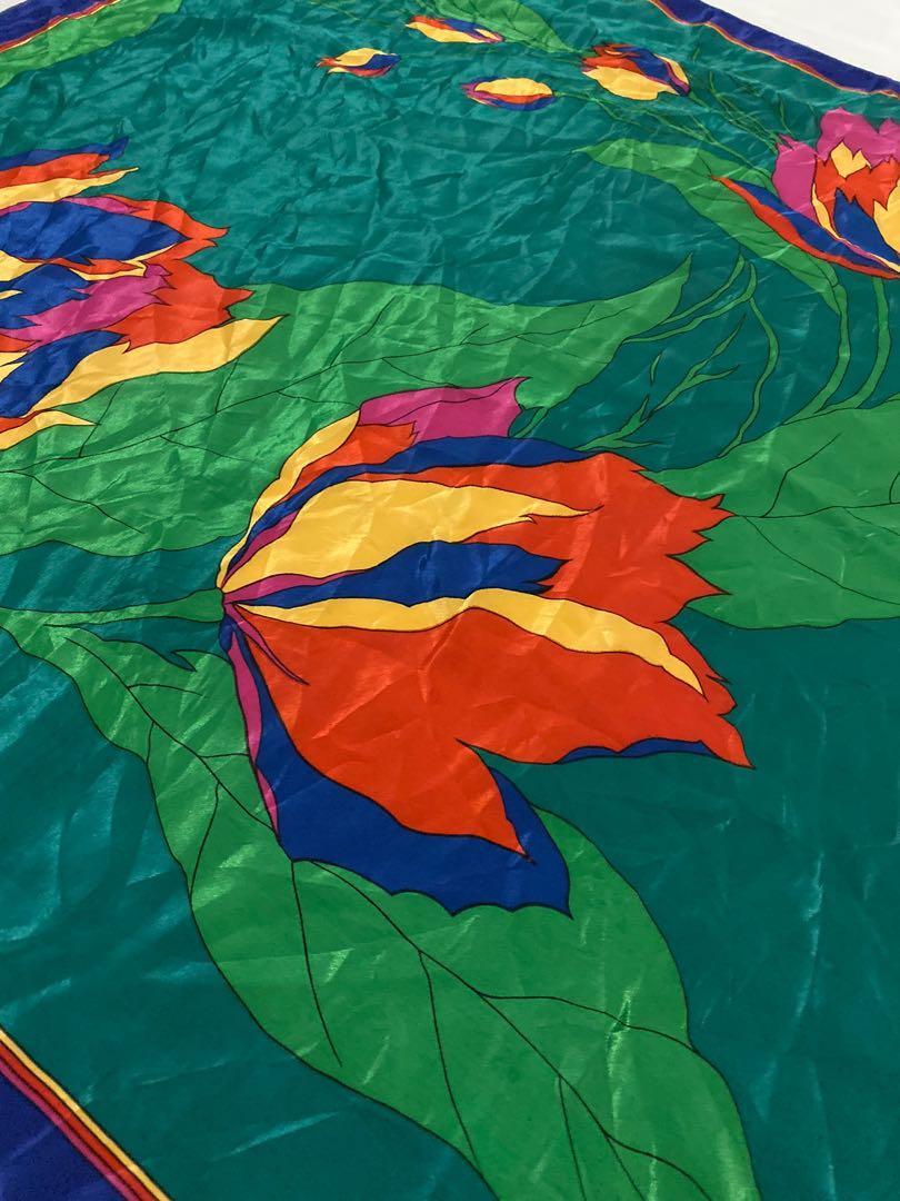 Green silk shawl scarf (Category: Scarves) located in Cebu City. Submitted by shyfatares (Listing ID 280179225, Image 2). Description: .