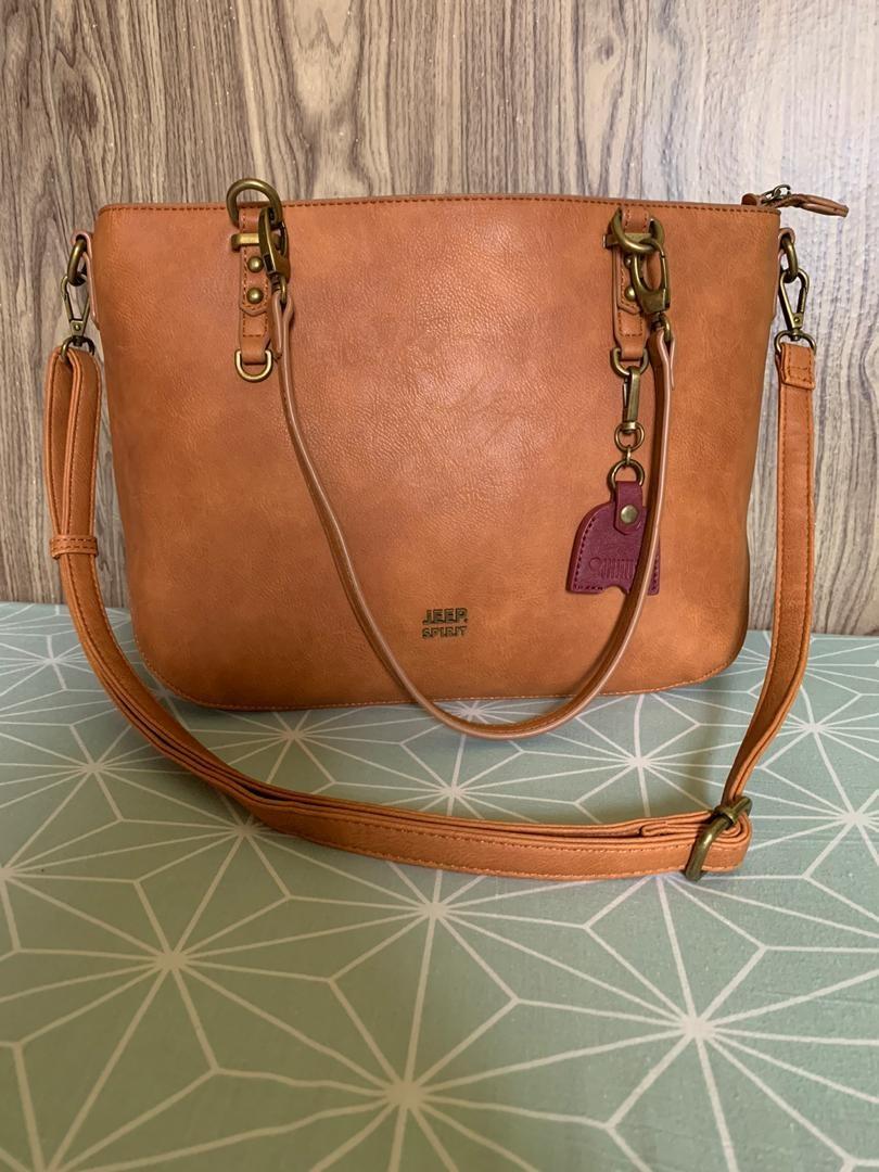 Jeep spirit 2025 handbag