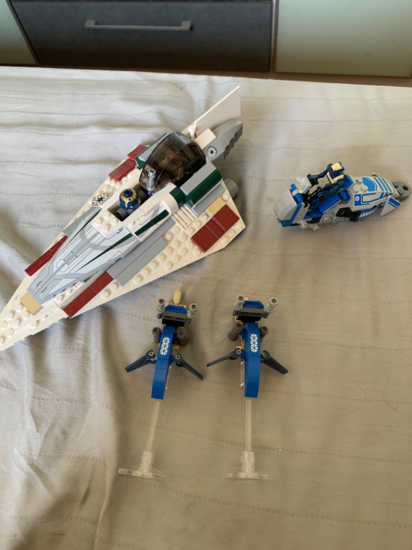 LEGO Star Wars The Clone Wars Mace Windu's Jedi Starfighter