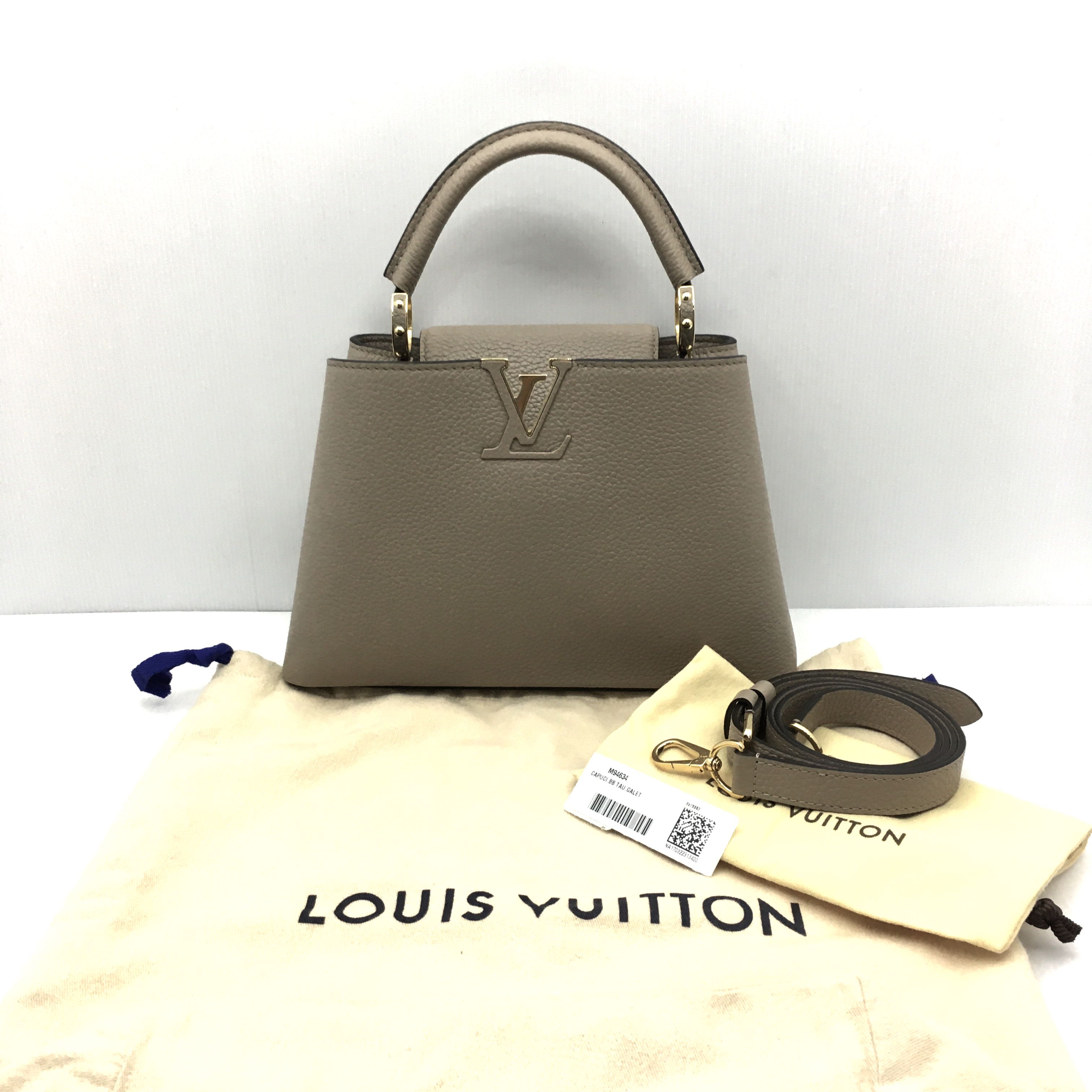 Shop Louis Vuitton CAPUCINES Capucines bb (M94634) by Mamamekko