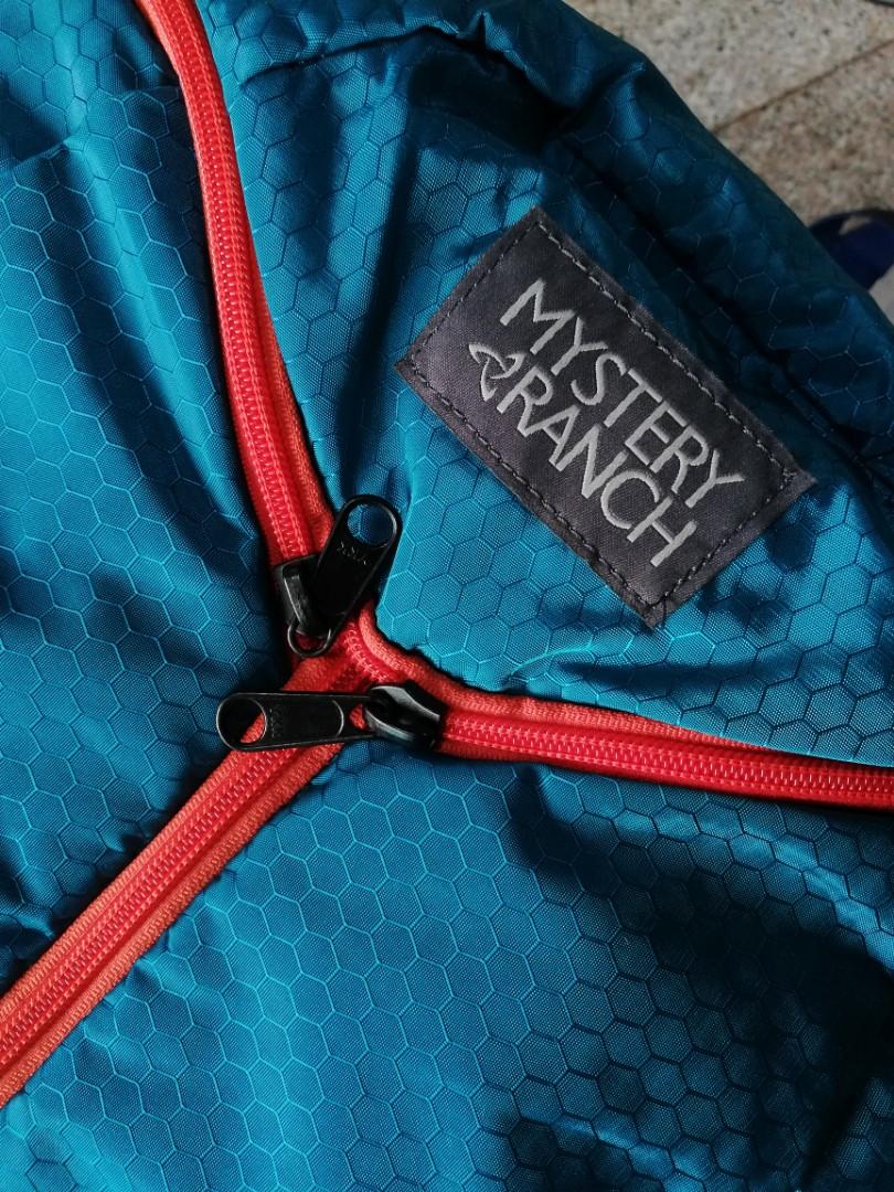 Mystery Ranch Urban Assault 21L (Category: Backpacks) located in Quezon City. Submitted by johnzen2022 (Listing ID 280007129, Image 1). Description: Mystery Ranch Urban Assault 21L.
