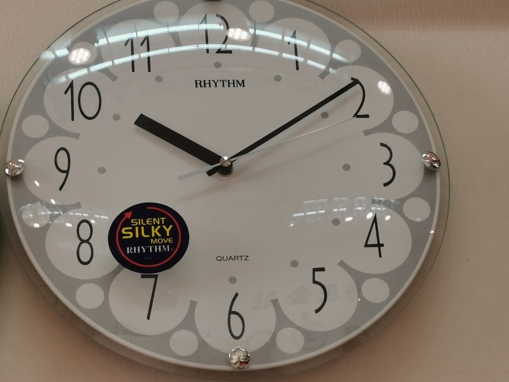 New Rhythm wall clock at bargain, Furniture & Home Living, Home Decor