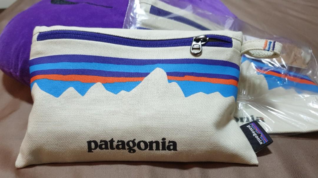 Patagonia zippered pouch