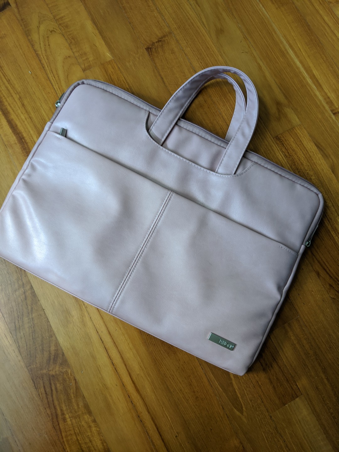 Pink faux leather laptop Bag, Women's Fashion, Bags & Wallets, Tote