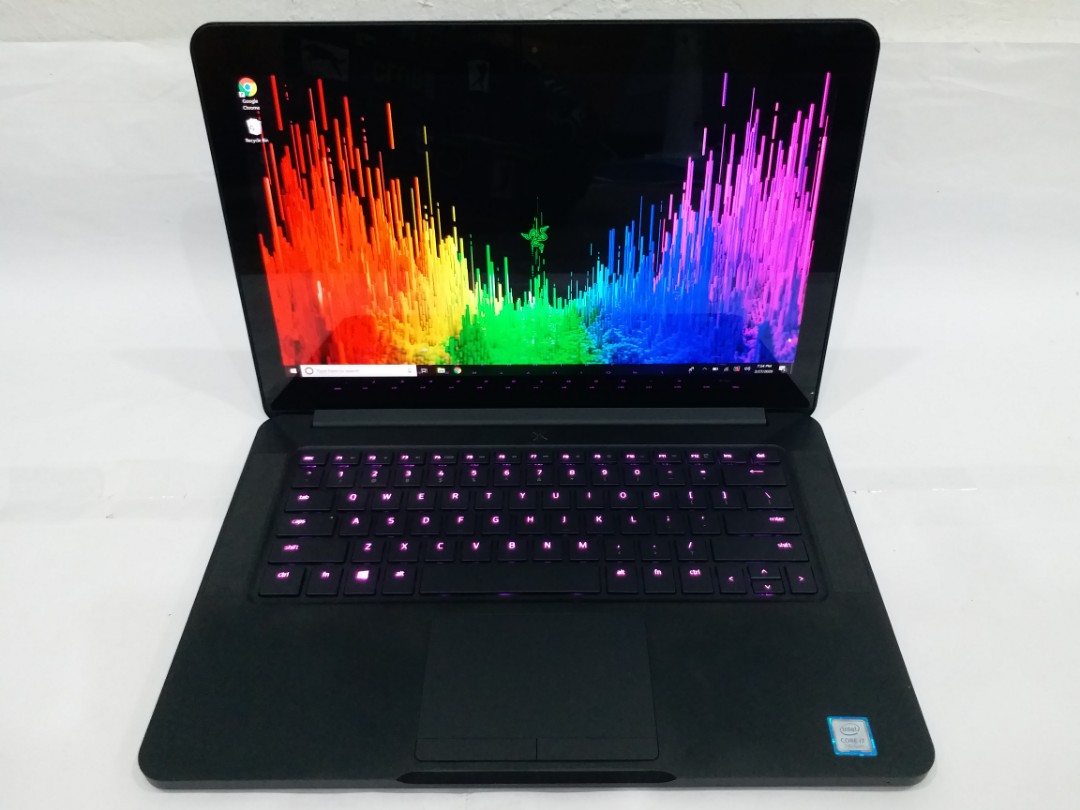 razer blade ゲーミングノート gtx1060 i7-7700HQ