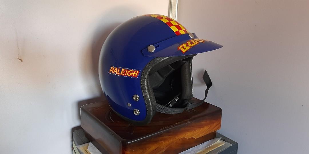 Raleigh burner helmet store