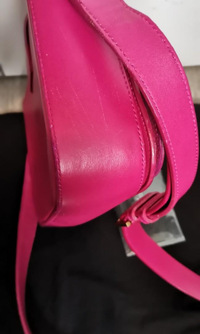 Ysl crossbody bag, 名牌, 手袋及銀包 Carousell