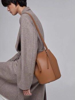 Authentic Decke Half Korean Bag Camel Fesyen Wanita Tas Dompet Di Carousell