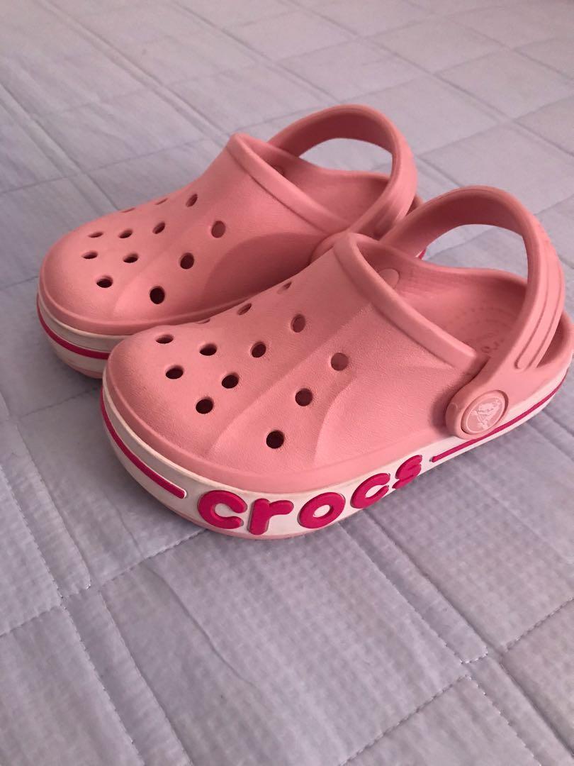 c8 size in crocs