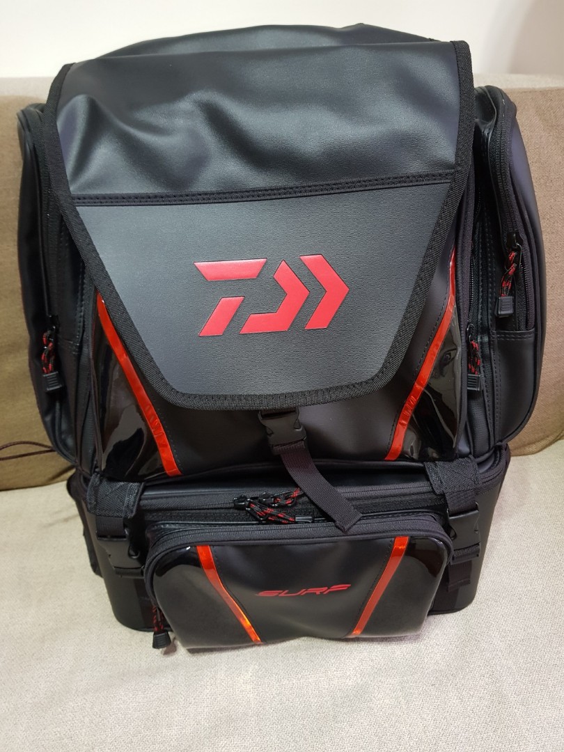 Daiwa System Surf Bag Fishing Tackle Bag, Sports Equipment, Fishing on