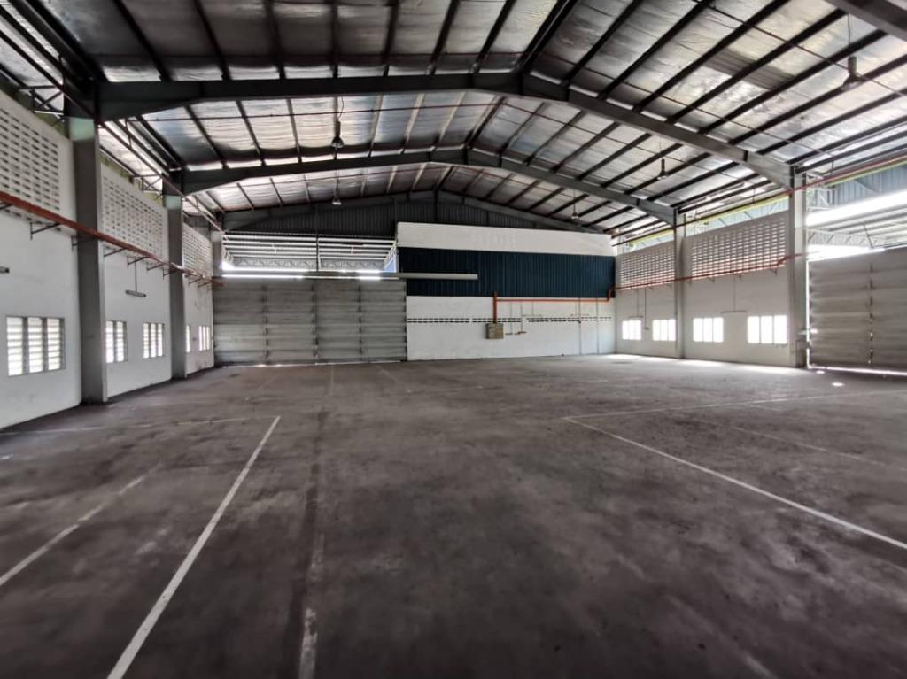 Factory Warehouse Kampung Baru Sungai Buloh, Property, Rentals on Carousell