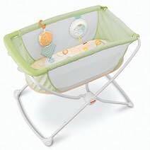 Bassinet rock top and play