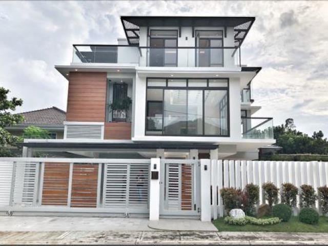 For Sale 18 Triennale Casa Milan Novaliches Quezon City 4 Bedroom
