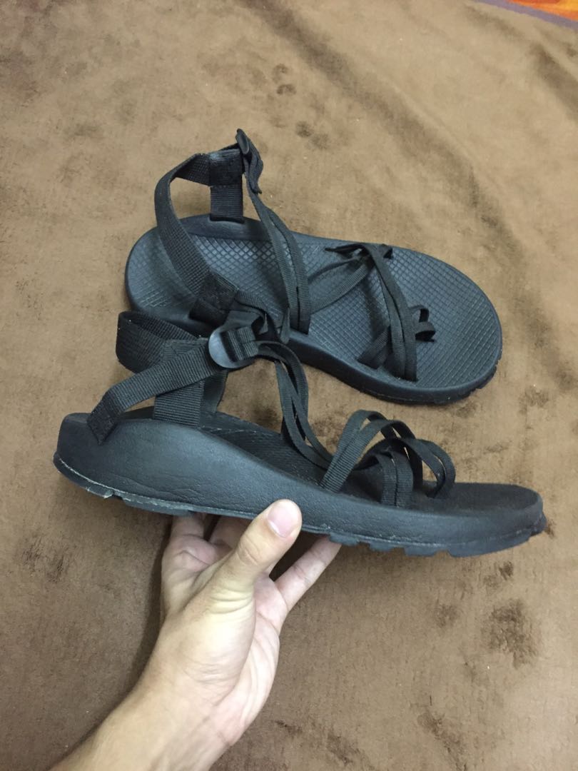 Supreme chacos on sale