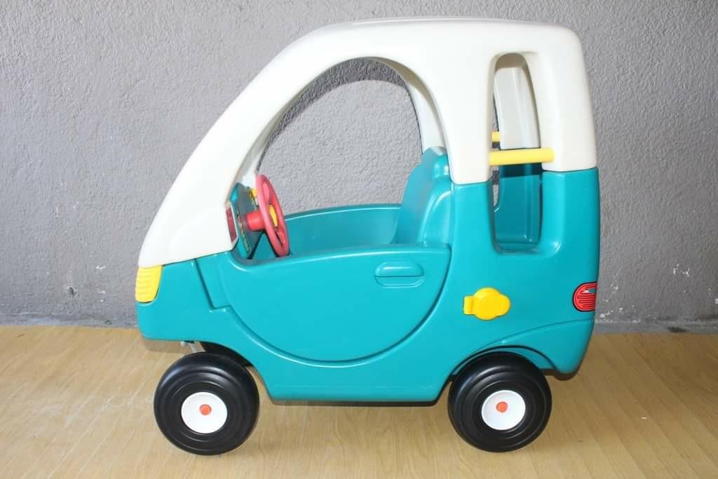 Step2 little 2025 tikes car