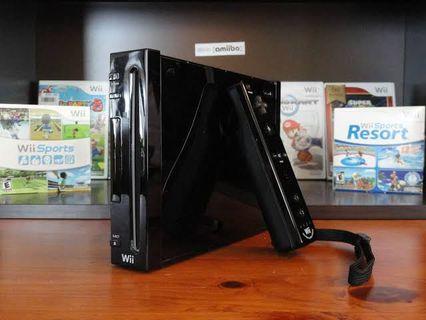 BLACK WII (+CONTROLLERS)
