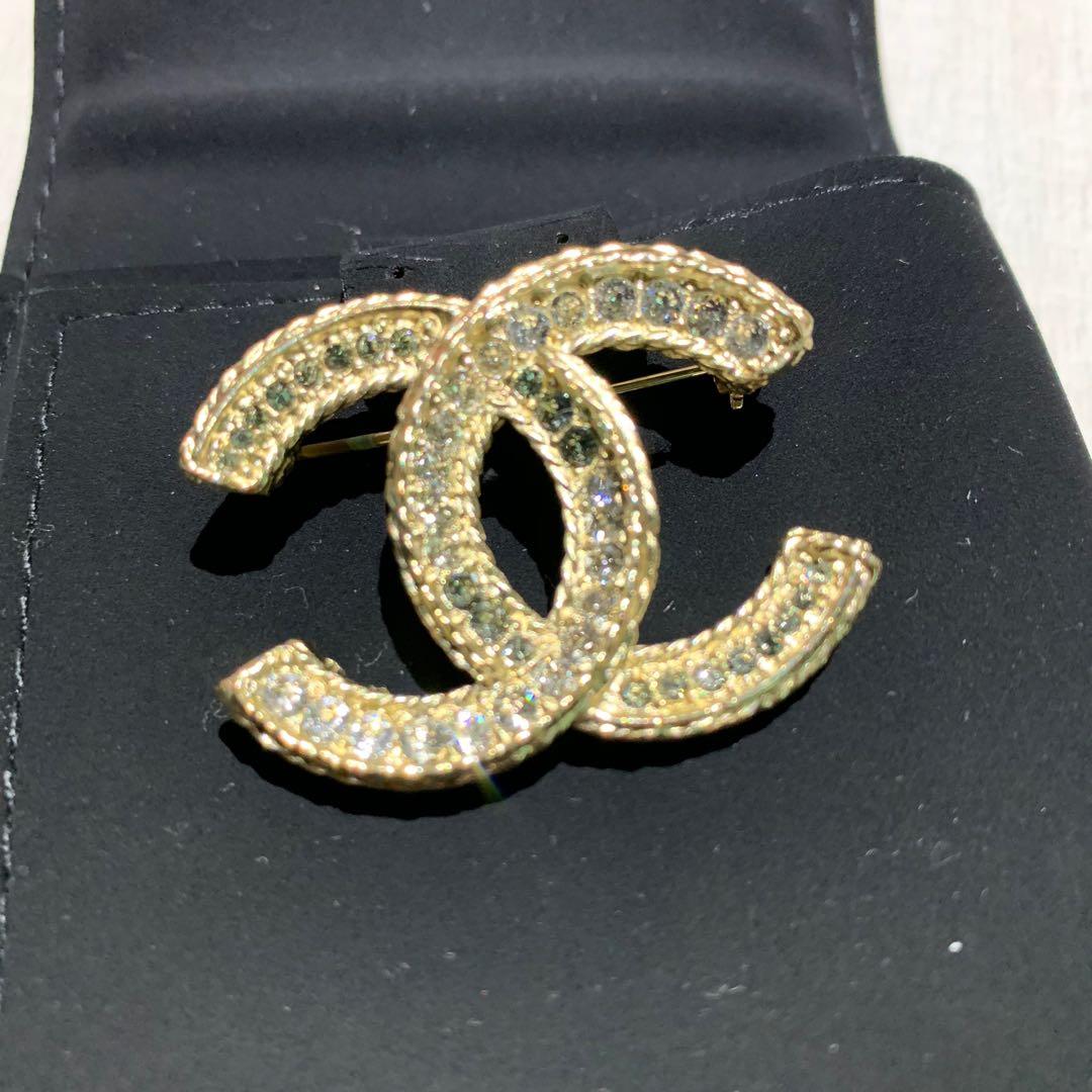 Brand New Chanel CC Brooch Luxury Accessories on Carousell