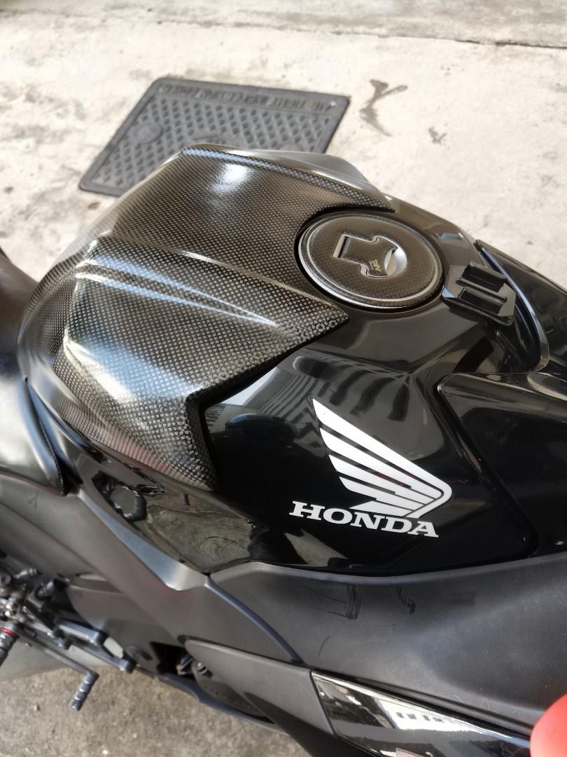 r15 v2 custom tank cover