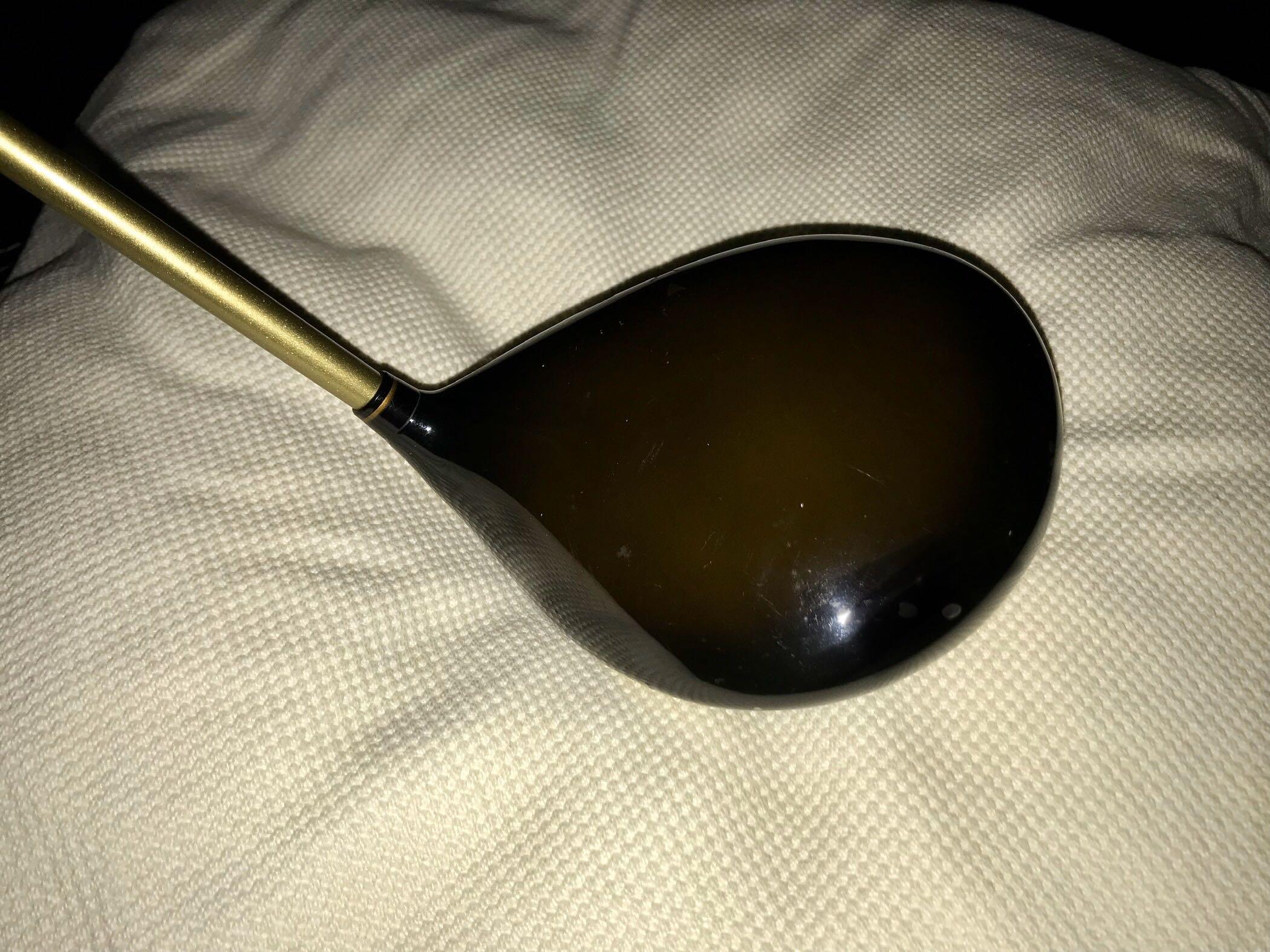 ENA ‘Amazing Flight’ Titanium Driver •Men’s R/H (Category: Golf) located in Singapore. Submitted by fair_way_2_golf (Listing ID 280526765, Image 3). Description: • Men’s right handed golf club with graphite shaft • ENA ‘Amazing Flight’ Titanium Driver • Crane tuned ‘98/015’ graphite shaft with regular flex • Original ENA grip is still in very good condition • Club is in like new condition overall • Offered at a very reasonable price already, so n