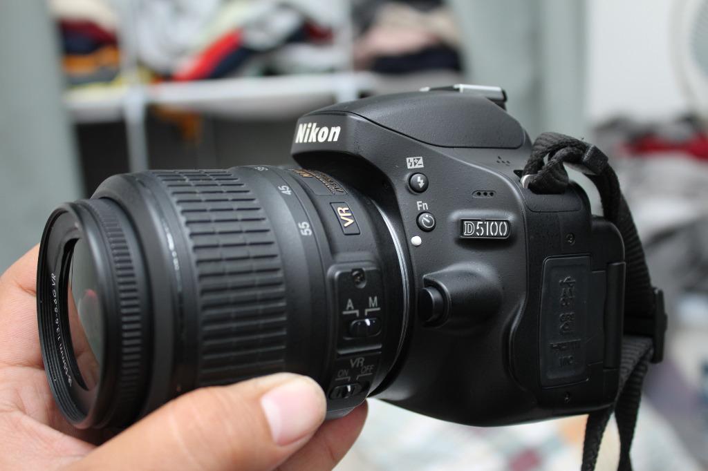 dslr d5100 nikon camera flip screen
