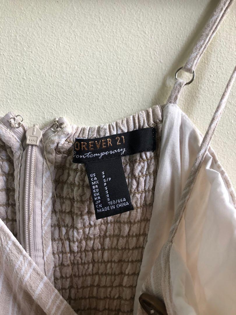 Forever 21 linen jumpsuit (Category: Jumpsuits) located in Davao. Submitted by limebliss (Listing ID 280496765, Image 2). Description: .