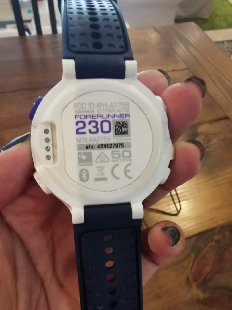 PRICE REDUCED Garmin Forerunner 230 Smartwatch with extra straps