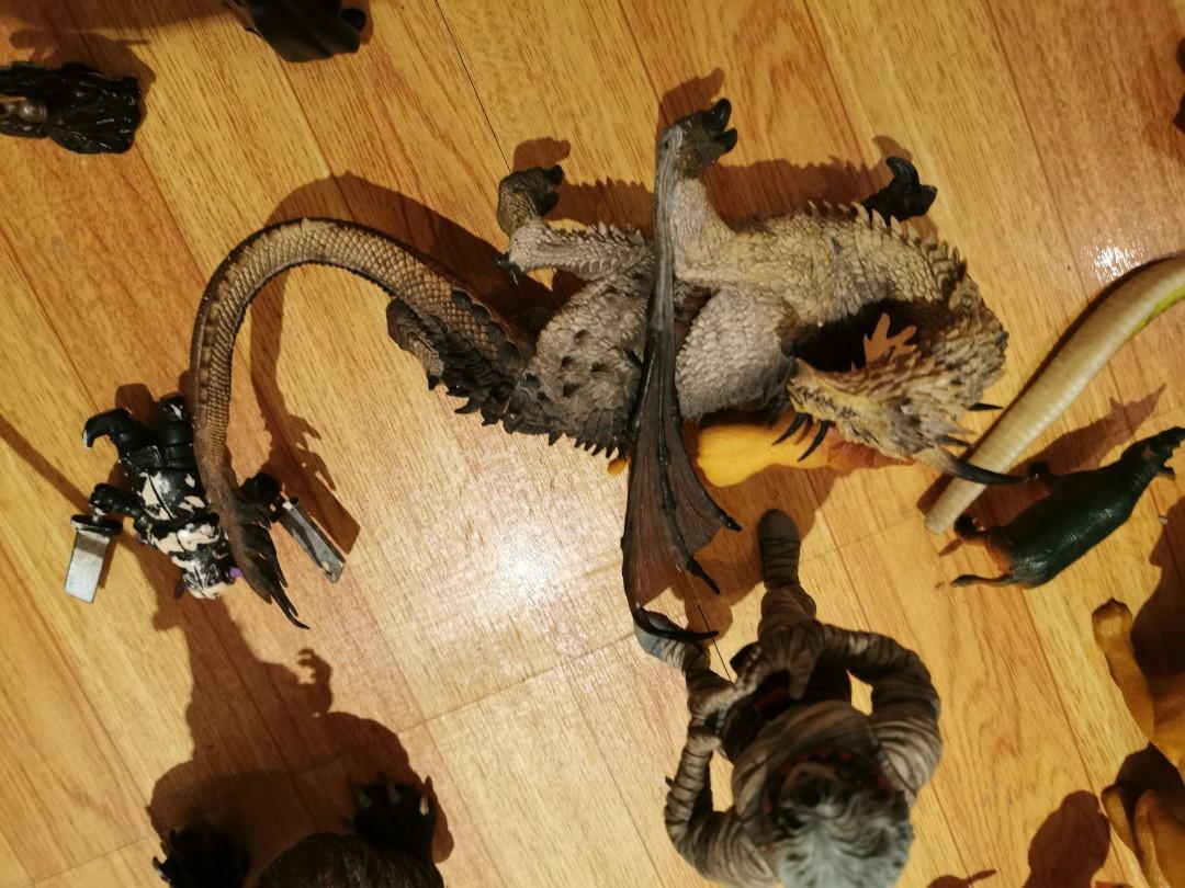 Mcfarlane dragon (Category: Figurines & Statues) located in Makati City. Submitted by dekudc (Listing ID 280404069, Image 2). Description: Mcfarlane dragon as is. No stand. Pls see pic for condition For pick up only at Pasig Jenny's.