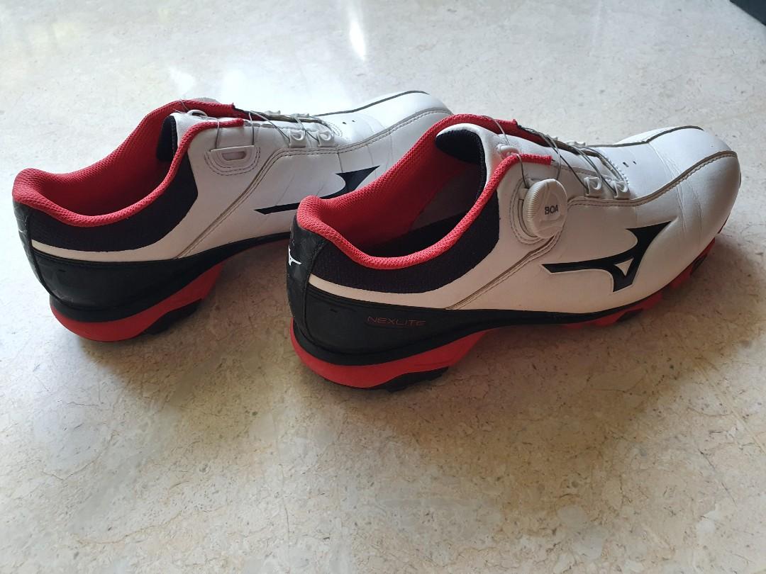 Mizuno waterproof ultra light BOA lacing golf shoes