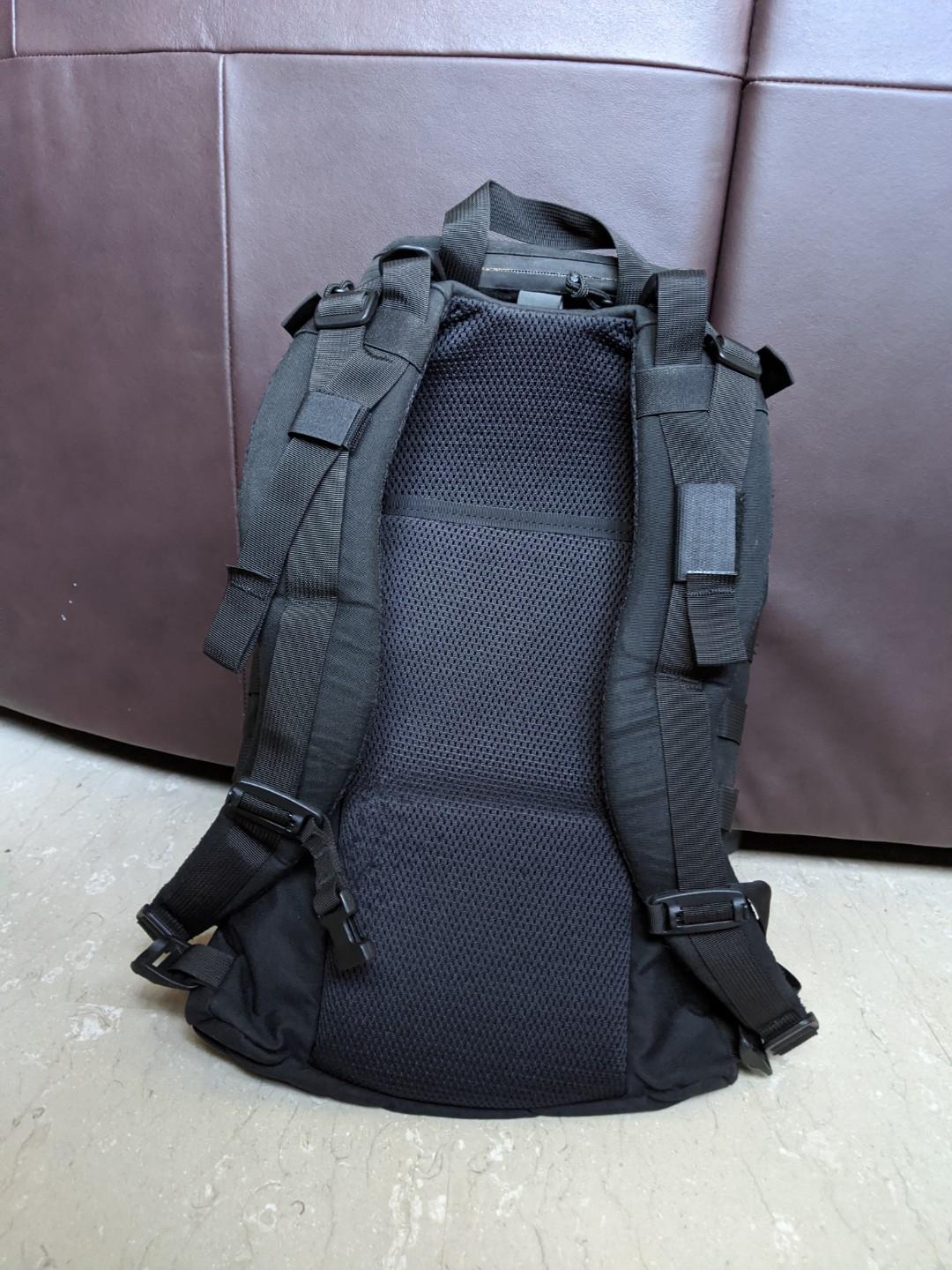 Mystery Ranch ASAP Black M/L Yoke Size Made in USA, Men's Fashion