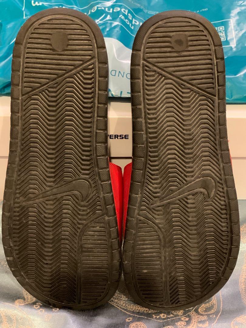 Nike benassi smiley sales