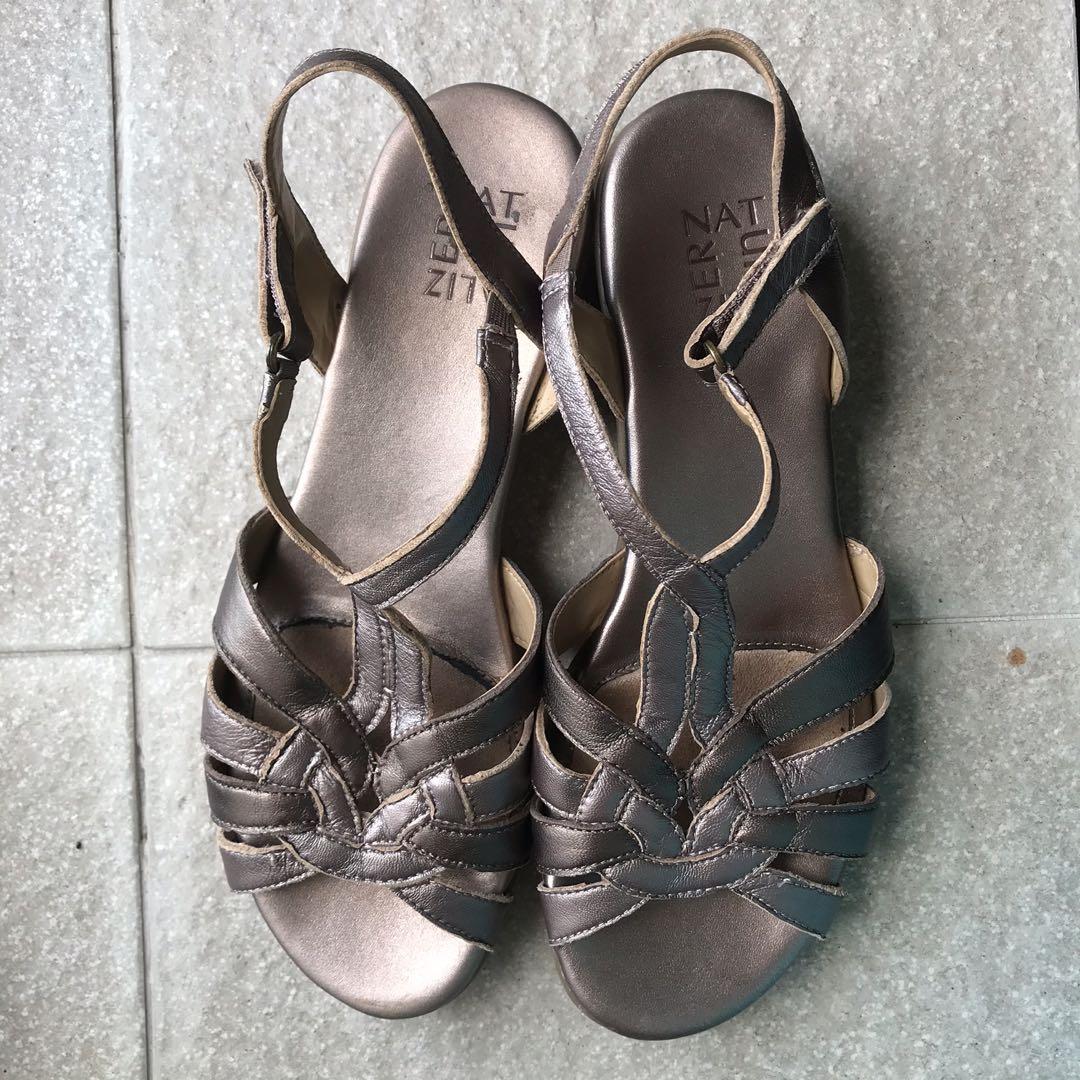 Naturalizer Gold comfort sandals US 9