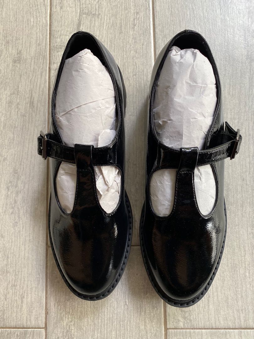 new look black shoes