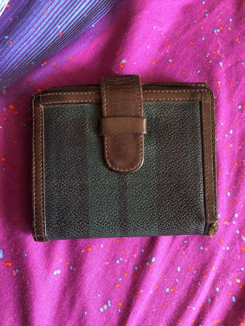 RL Wallet (Category: Luxury Bags & Wallets) located in Cavite. Submitted by yosh_blake (Listing ID 280550804, Image 1). Description: with minor flaws Authentic RFS: Decluttering.