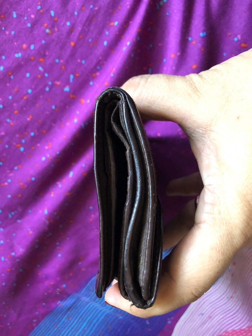 RL Wallet (Category: Luxury Bags & Wallets) located in Cavite. Submitted by yosh_blake (Listing ID 280550804, Image 3). Description: with minor flaws Authentic RFS: Decluttering.