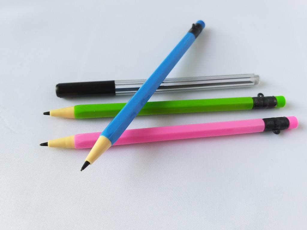 Self feeding mechanical pencil deals