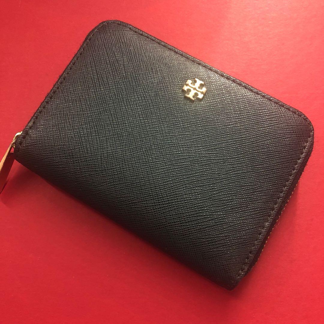 tory burch robinson coin case