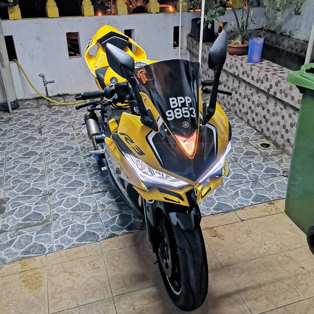 yamaha r25 yellow