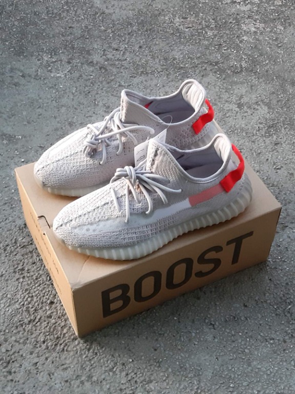 ADIDAS YEEZY 350 V2 BOOST TAIL LIGHT REVIEW ON