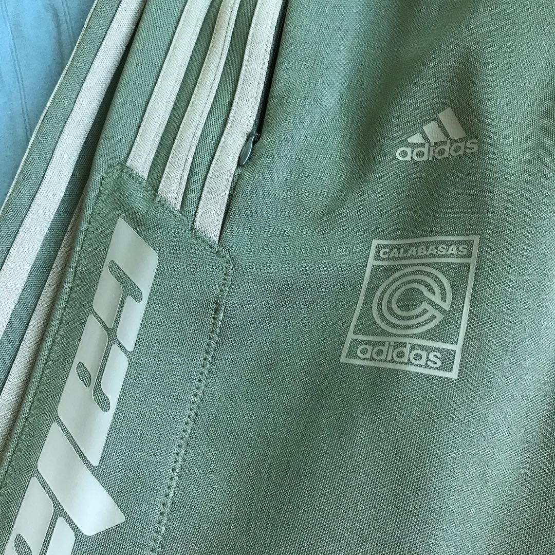 calabasas track pants blue