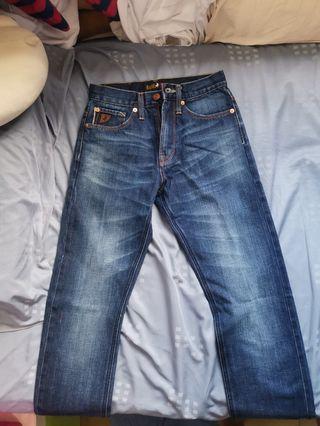 lois jeans near me
