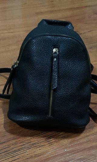 Tas Mini Ransel Kulit Hitam
