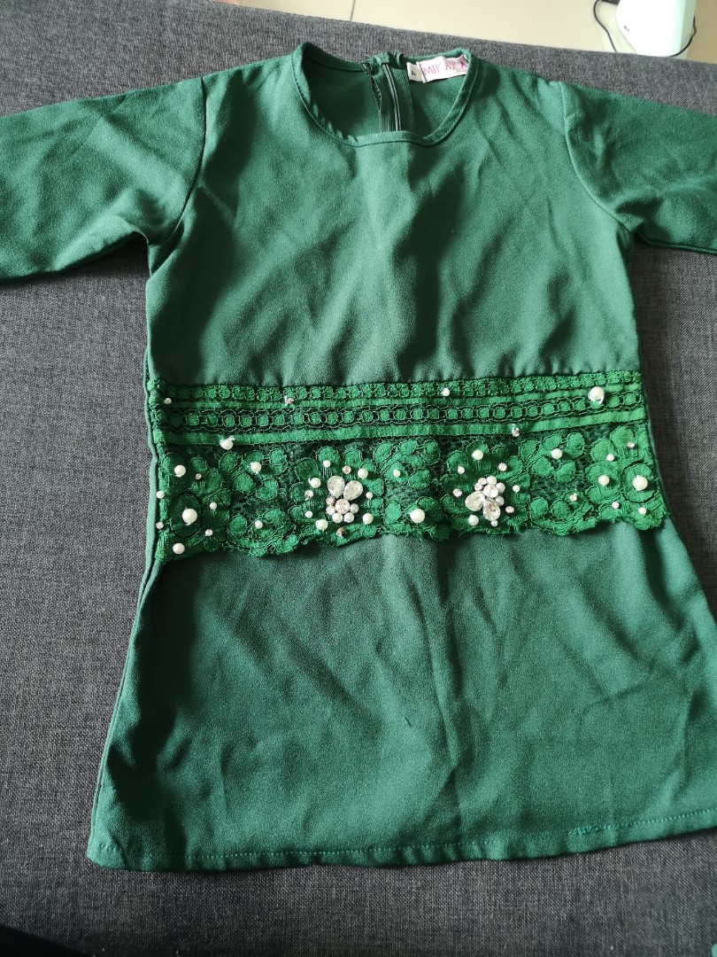 BAJU RAYA EMERALD GREEN, Babies & Kids, Babies & Kids Fashion on Carousell